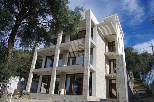 Вилла в Сутоморе, Черногория, 450 м2 фото 1