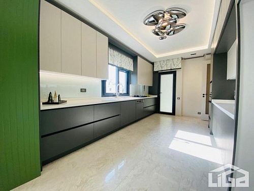 Квартира в Мерсине, Турция, 220 м2 фото 1