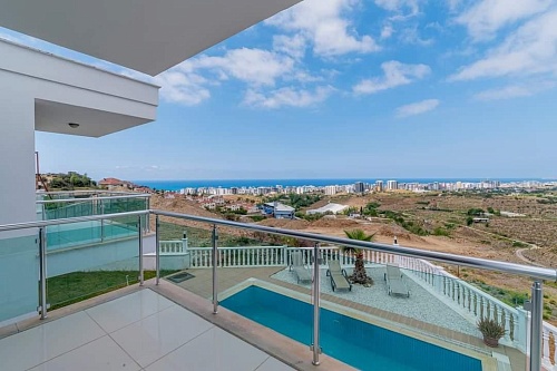 Вилла в Алании, Турция, 220 м2 фото 1
