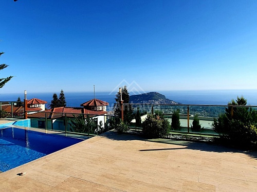 Вилла в Алании, Турция, 350 м2 фото 1