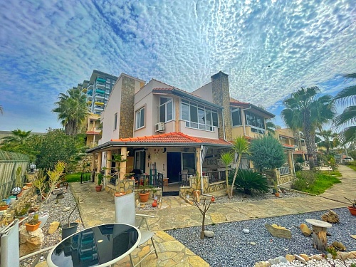 Вилла в Алании, Турция, 240 м2 фото 1