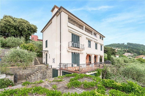 Вилла в Леричи, Италия, 480 м2 фото 1