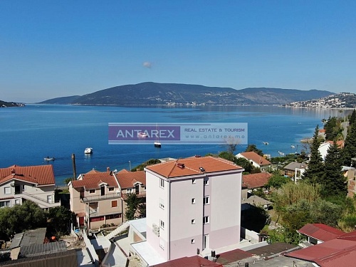 Апартаменты в Кумборе, Черногория, 33 м2 фото 1