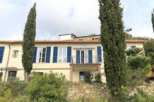 Вилла в Сан-Ремо, Италия, 220 м2 фото 1