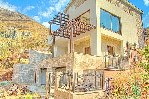 Дом в Будве, Черногория, 350 м2 фото 1