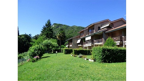 Квартира у озера Комо, Италия, 90 м2 фото 1