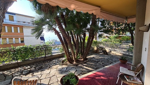 Апартаменты в Сан-Ремо, Италия, 110 м2 фото 1
