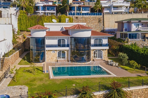 Вилла в Алании, Турция, 580 м2 фото 1