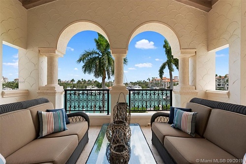 Квартира в Майами, США, 260 м2 фото 1