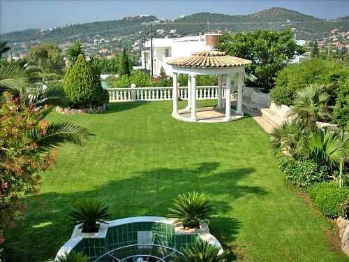 Дом в Афинах, Греция, 750 м2 фото 1