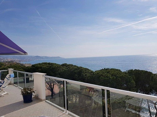 Вилла в Сан-Ремо, Италия, 250 м2 фото 1