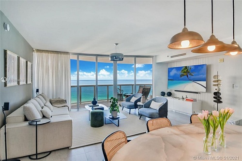 Квартира в Майами, США, 150 м2 фото 1