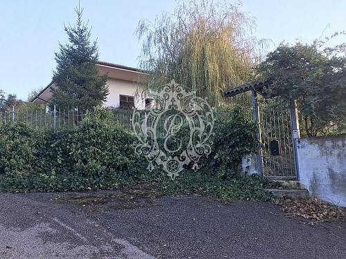 Вилла в Ченджо, Италия, 590 м2 фото 1