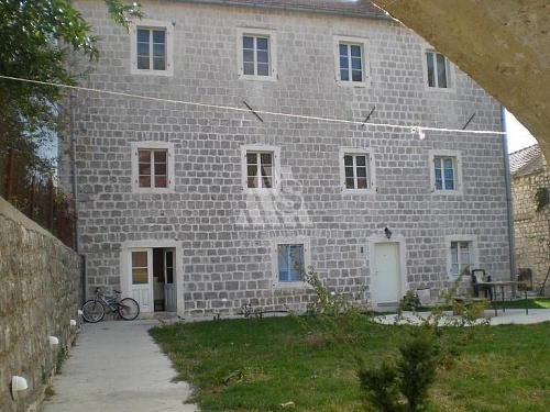 Дом в Рисане, Черногория, 300 м2 фото 1