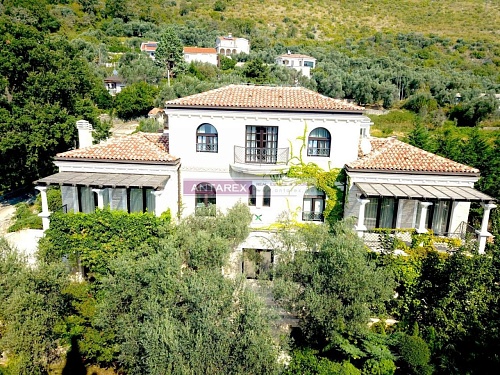 Вилла в Режевичах, Черногория, 550 м2 фото 1