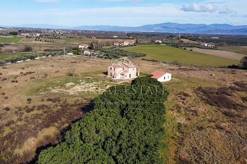 Дом в Кастильоне-дель-Лаго, Италия, 318.9 м2 фото 1