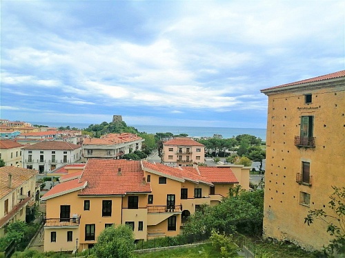Студия в Скалее, Италия, 30 м2 фото 1