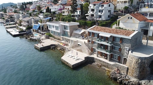 Вилла в Тивате, Черногория, 320 м2 фото 1