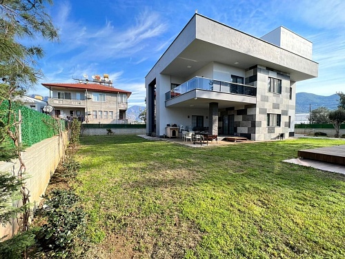 Вилла в Алании, Турция, 400 м2 фото 1