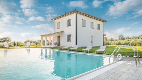 Вилла в Кортоне, Италия, 290 м2 фото 1