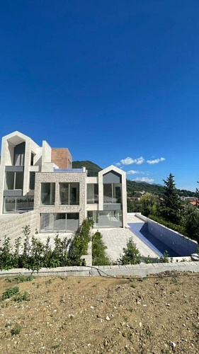 Дом в Тивате, Черногория, 246 м2 фото 1