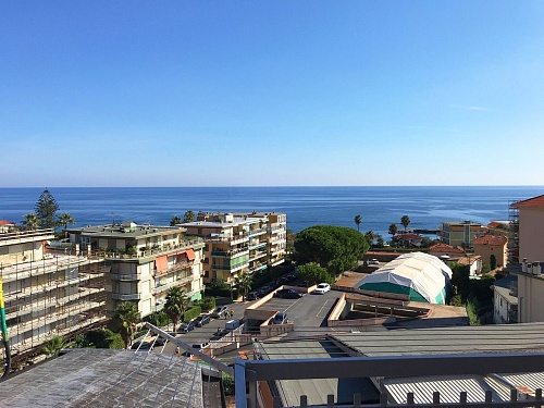 Квартира в Сан-Ремо, Италия, 100 м2 фото 1