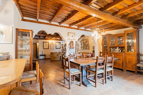 Квартира в Комо, Италия, 150 м2 фото 1