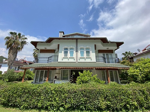 Вилла в Кестеле, Турция, 420 м2 фото 1