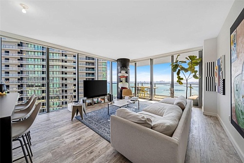 Квартира в Майами, США, 80 м2 фото 1