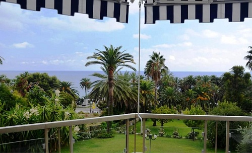 Апартаменты в Сан-Ремо, Италия, 170 м2 фото 1