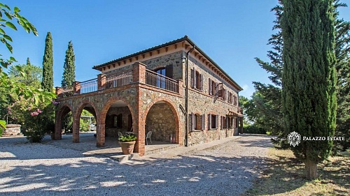 Ферма в Торрита-ди-Сьене, Италия, 800 м2 фото 1