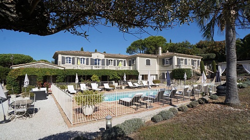 Вилла в Сен-Тропе, Франция, 700 м2 фото 1