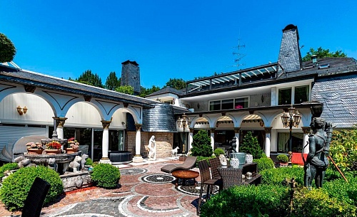 Квартира в Вуппертале, Германия, 320 м2 фото 1