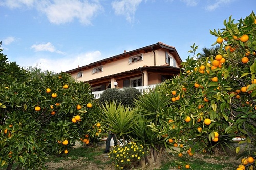 Дом в Сан-Ремо, Италия, 200 м2 фото 1