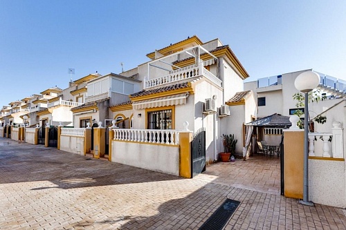 Таунхаус в Торревьехе, Испания, 70 м2 фото 1