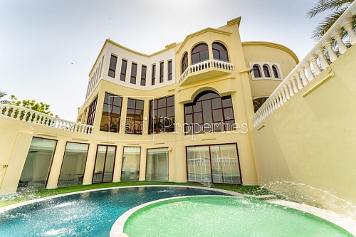 Дом Emirates Hills, ОАЭ, 1 724 м2 фото 1