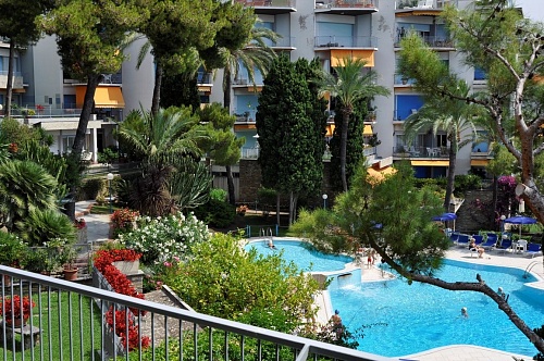 Апартаменты в Сан-Ремо, Италия, 137 м2 фото 1