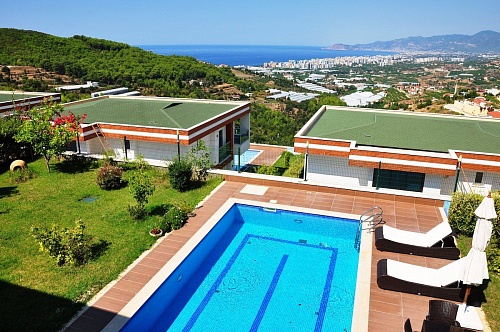 Вилла в Алании, Турция, 240 м2 фото 1