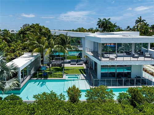 Вилла в Майами, США, 600 м2 фото 1