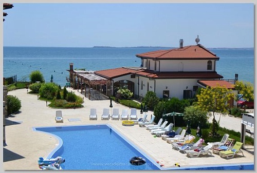 Квартира в Елените, Болгария, 67 м2 фото 1