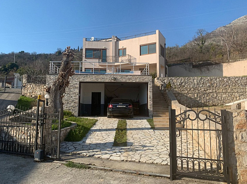 Вилла в Баре, Черногория, 270 м2 фото 1