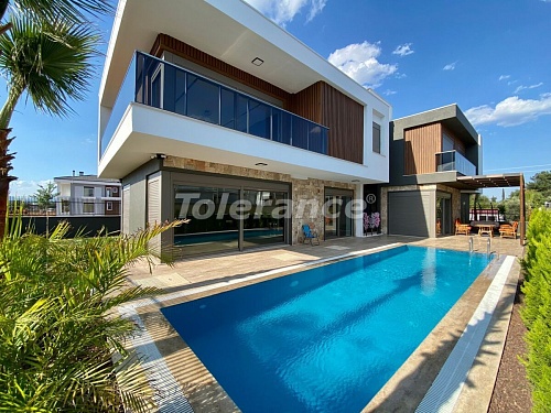 Вилла в Анталии, Турция, 400 м2 фото 1