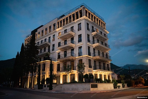 Квартира в Тивате, Черногория, 100 м2 фото 1