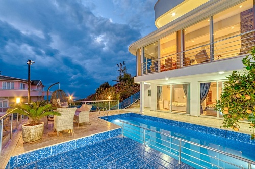 Вилла в Алании, Турция, 300 м2 фото 1