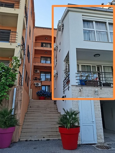 Квартира в Бечичи, Черногория, 60 м2 фото 1