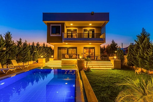 Вилла в Анталии, Турция, 370 м2 фото 1
