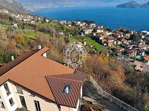 Вилла в Пьянелло-дель-Ларио, Италия, 310 м2 фото 1