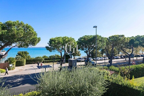 Апартаменты у озера Гарда, Италия, 45 м2 фото 1