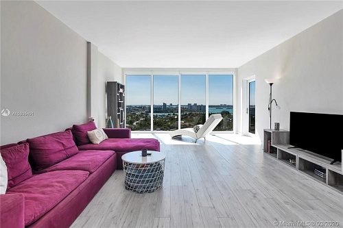 Квартира в Майами, США, 80 м2 фото 1