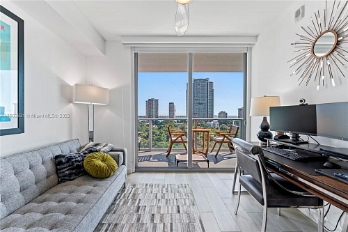 Квартира в Майами, США, 90 м2 фото 1